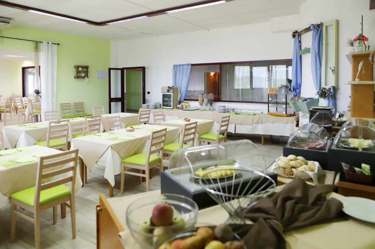 Pegasus Hotel ساساري المظهر الخارجي الصورة